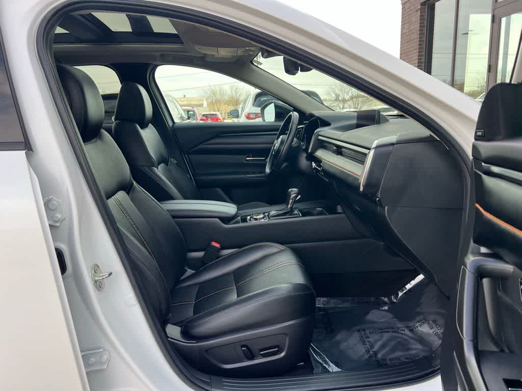 Thumbnail: 2023 Mazda CX-50 - 21