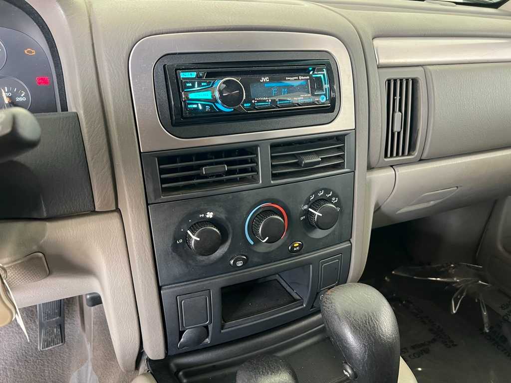 Thumbnail: 2003 Jeep Grand Cherokee - 32