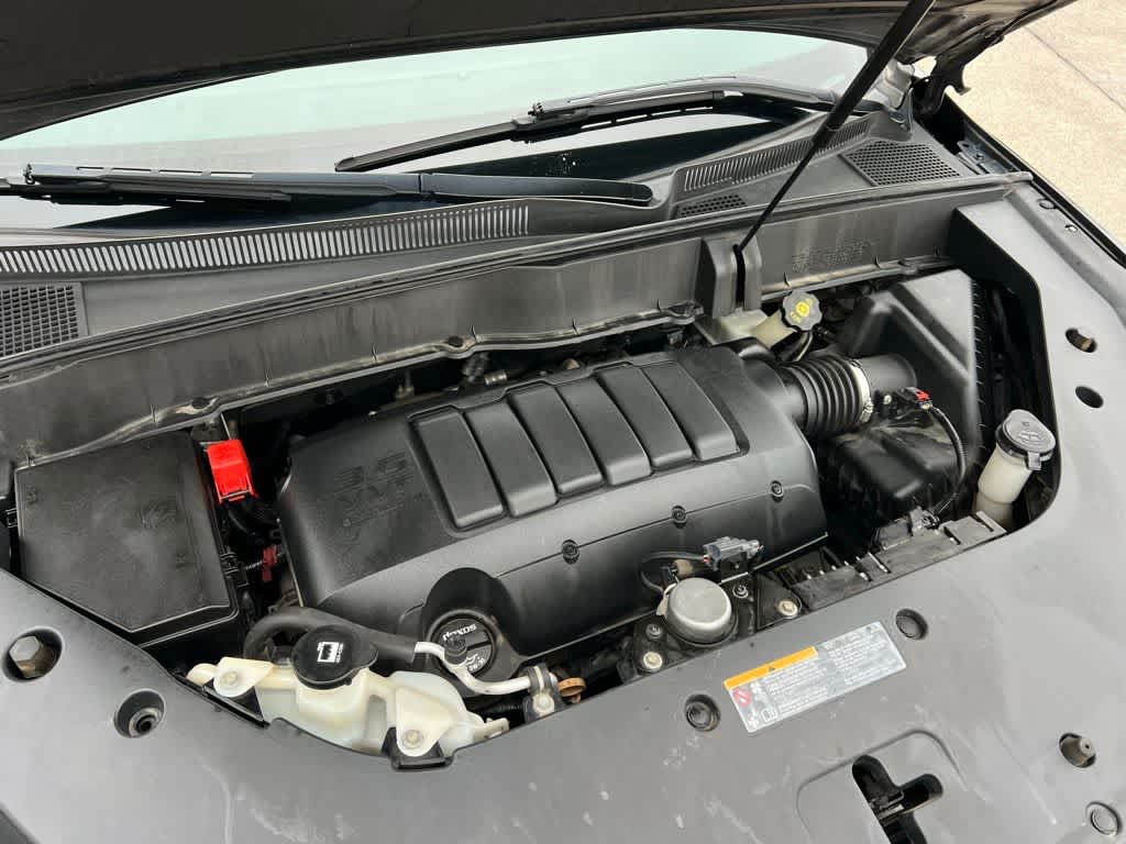 Thumbnail: 2015 Chevrolet Traverse - 14