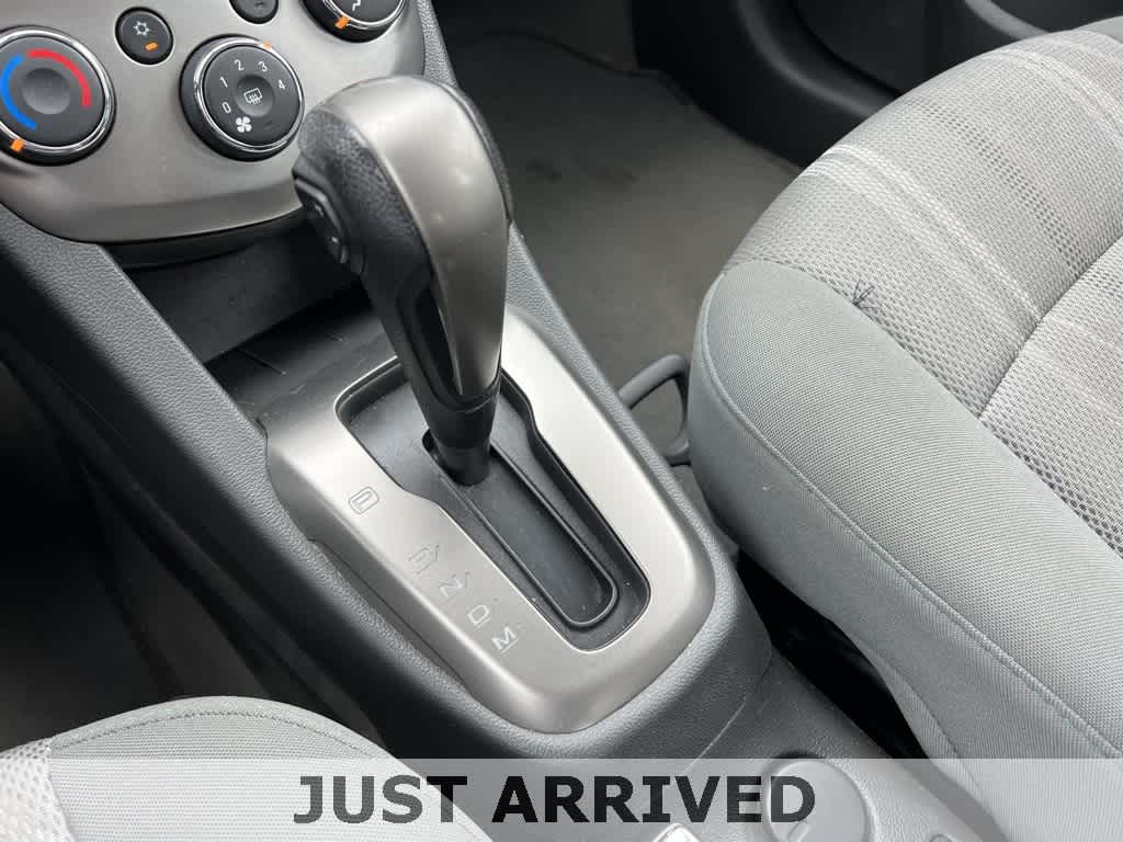 Thumbnail: 2016 Chevrolet Sonic - 24