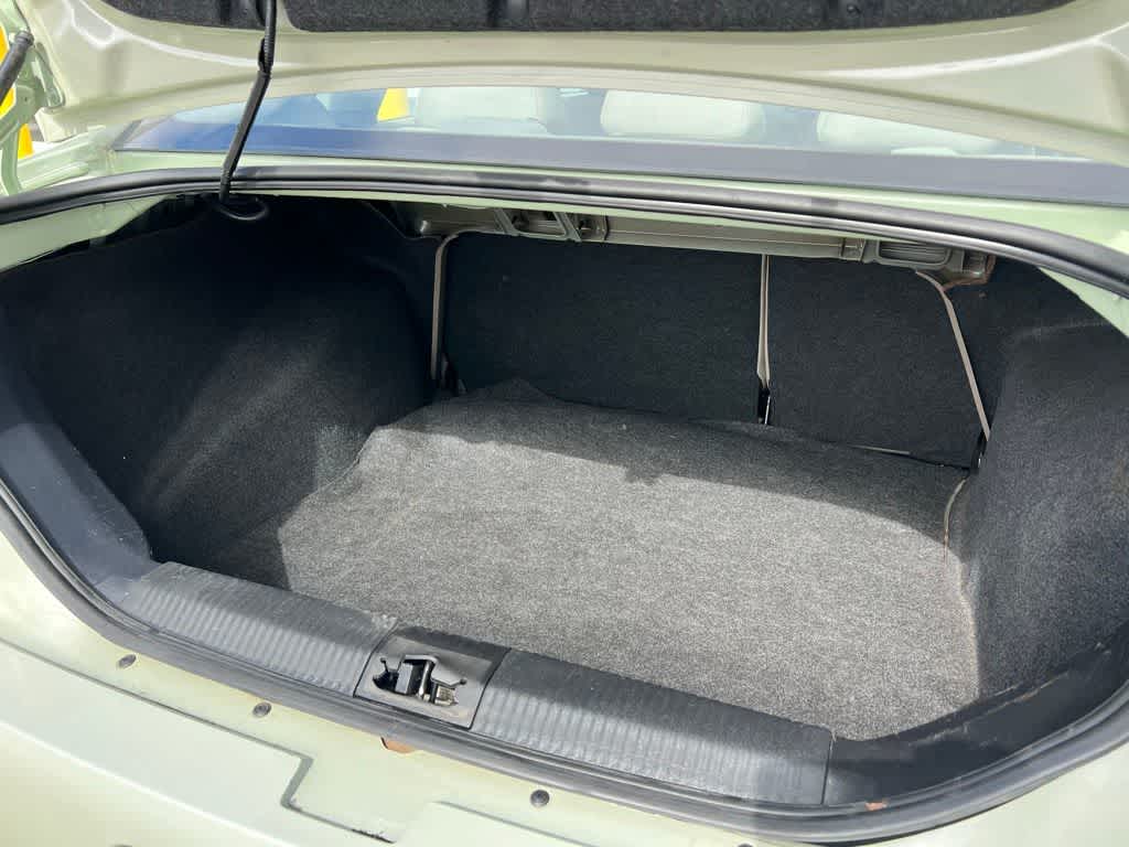 Thumbnail: 2010 Ford Focus - 26