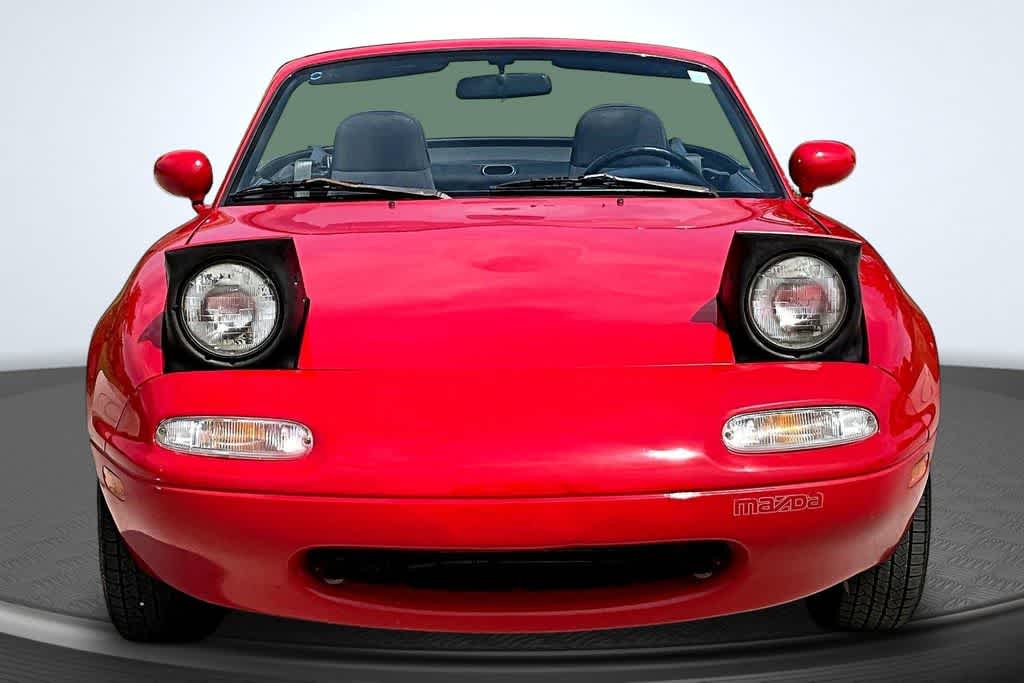 Thumbnail: 1992 Mazda MX-5 Miata - 3