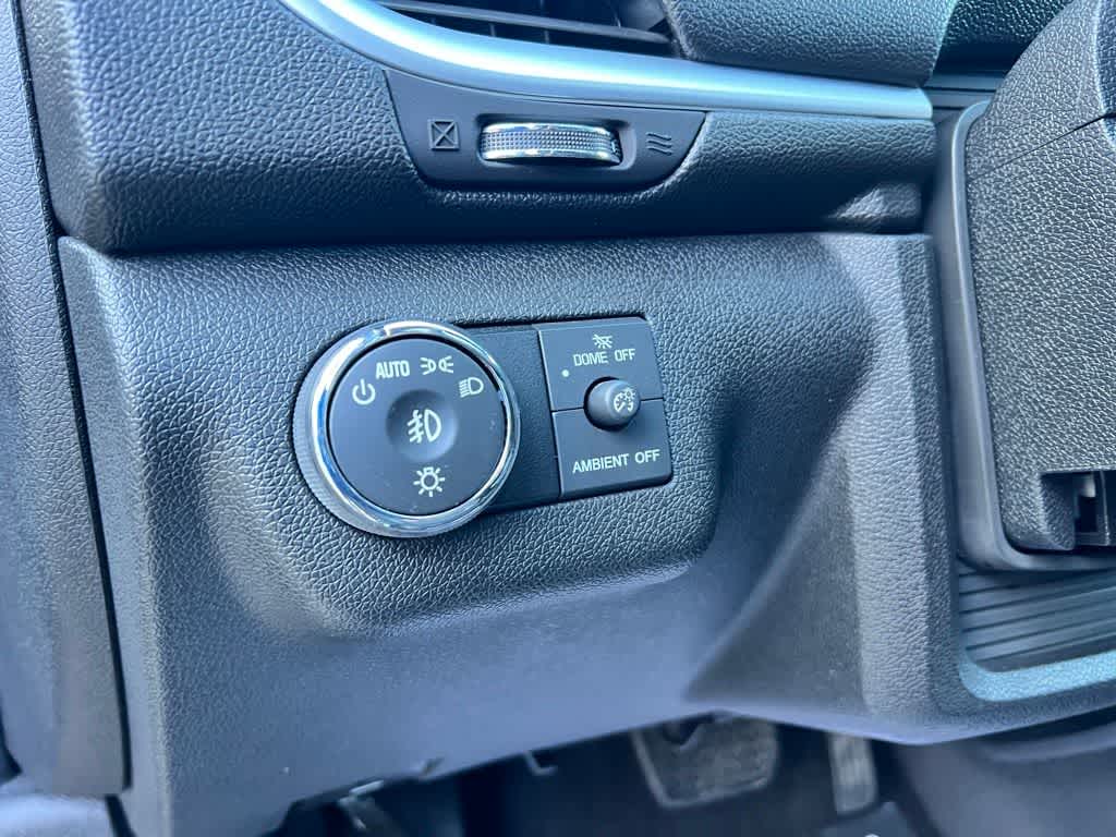 Thumbnail: 2017 Chevrolet Traverse - 17