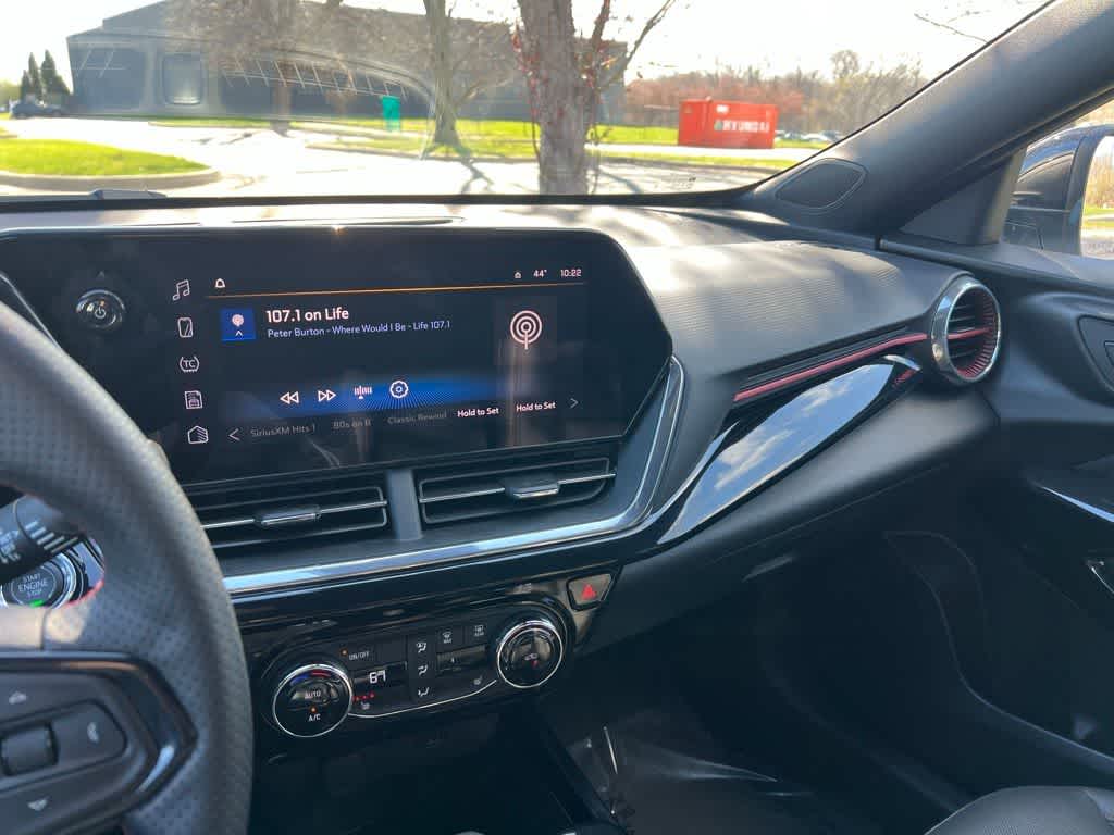 Thumbnail: 2025 Chevrolet Trax - 29