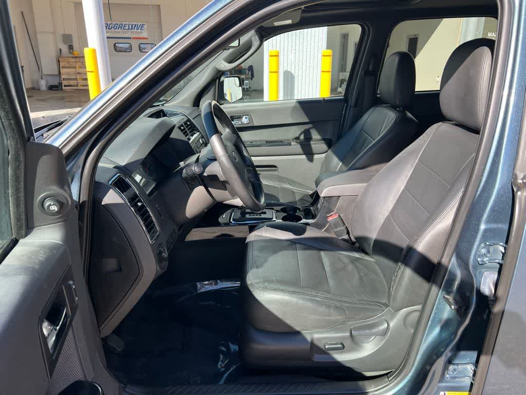 Thumbnail: 2011 Ford Escape - 15