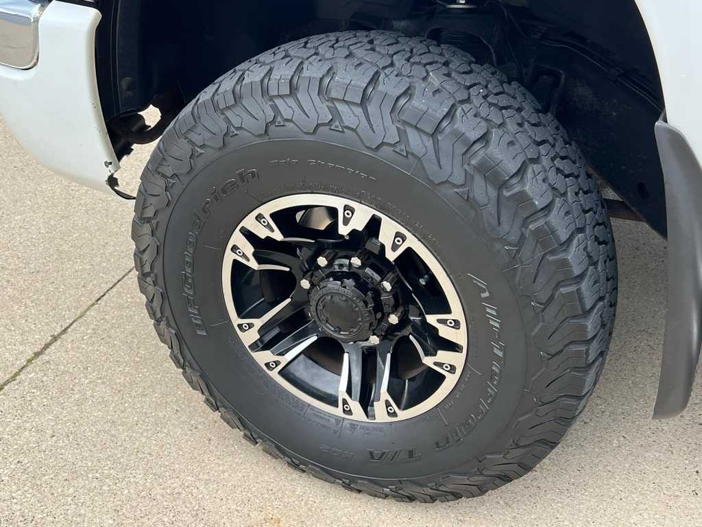 Thumbnail: 2005 GMC Sierra 2500 - 10