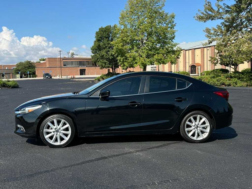 Thumbnail: 2017 Mazda Mazda3 - 3