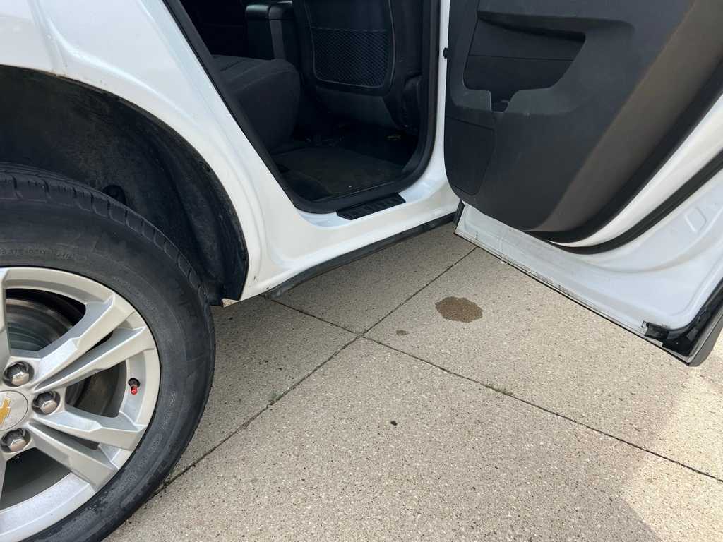 2014 Chevrolet Equinox LS 33