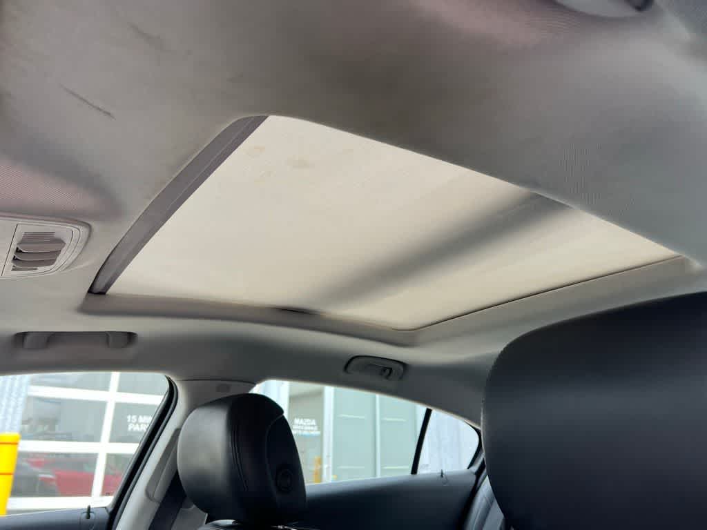 Thumbnail: 2011 Buick LaCrosse - 19