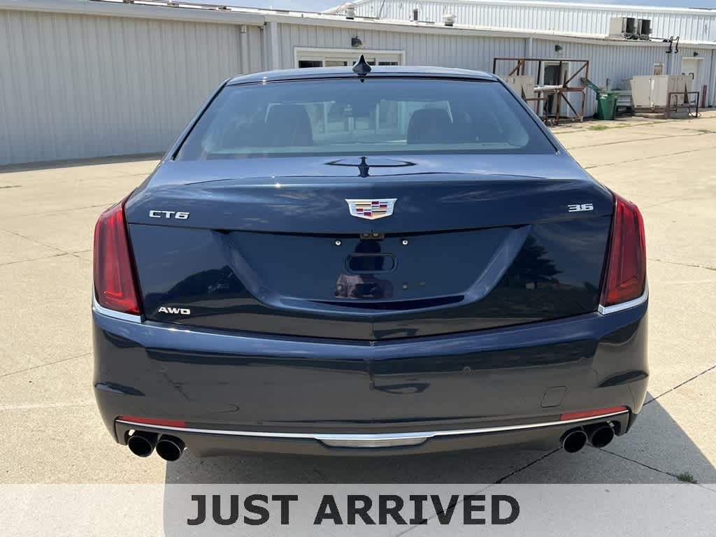 Thumbnail: 2017 Cadillac CT6 - 5