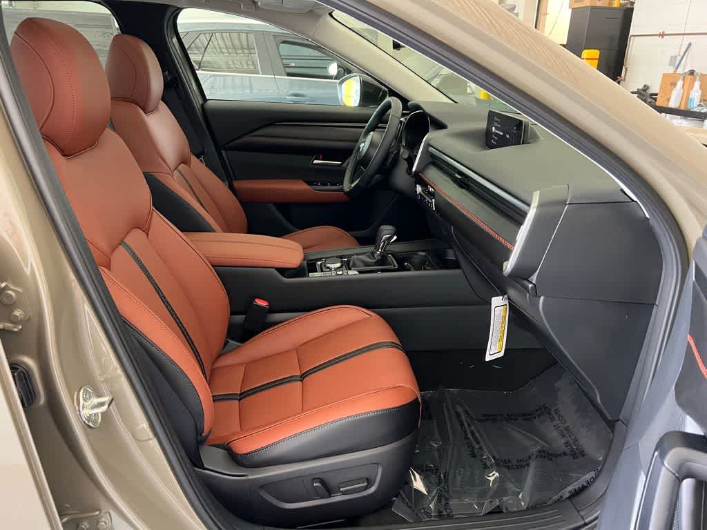 Thumbnail: 2025 Mazda CX-50 - 20