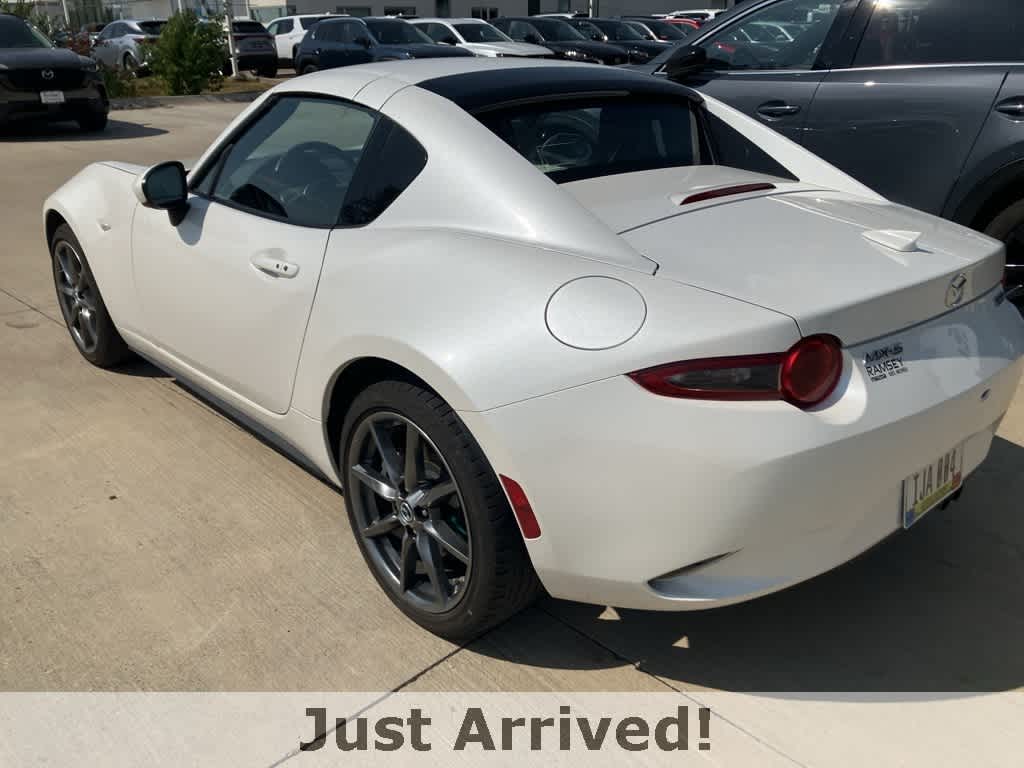 Thumbnail: 2019 Mazda MX-5 Miata - 6