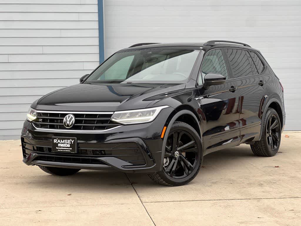 Thumbnail: 2023 Volkswagen Tiguan - 1