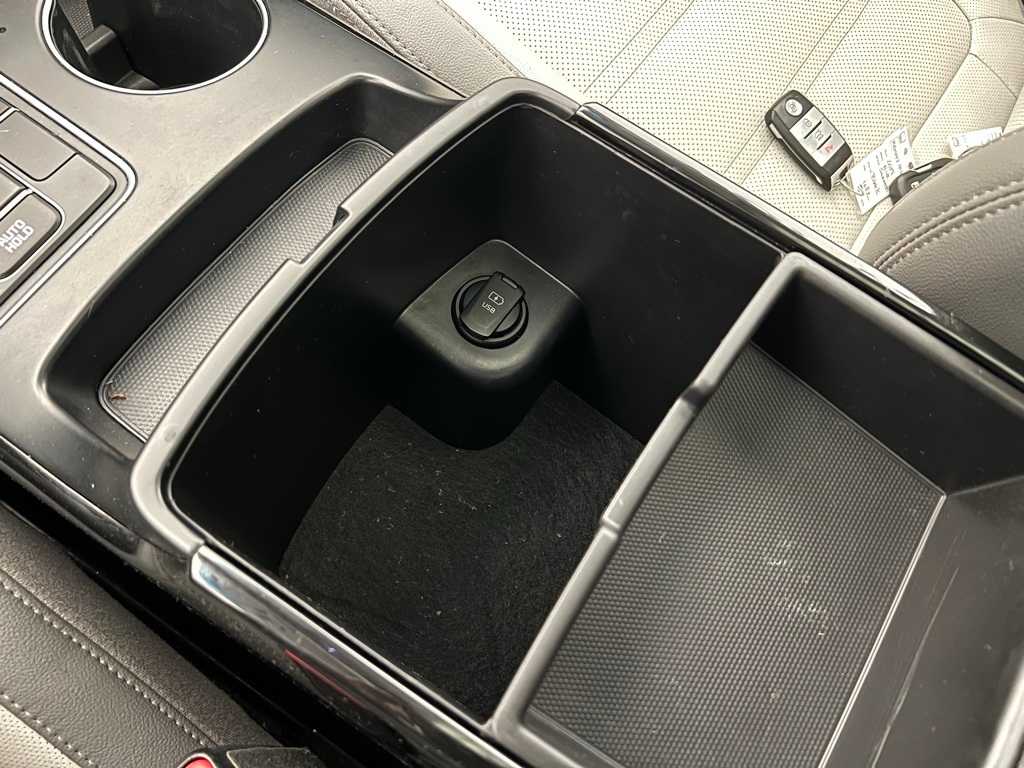 Thumbnail: 2019 Kia Sorento - 43