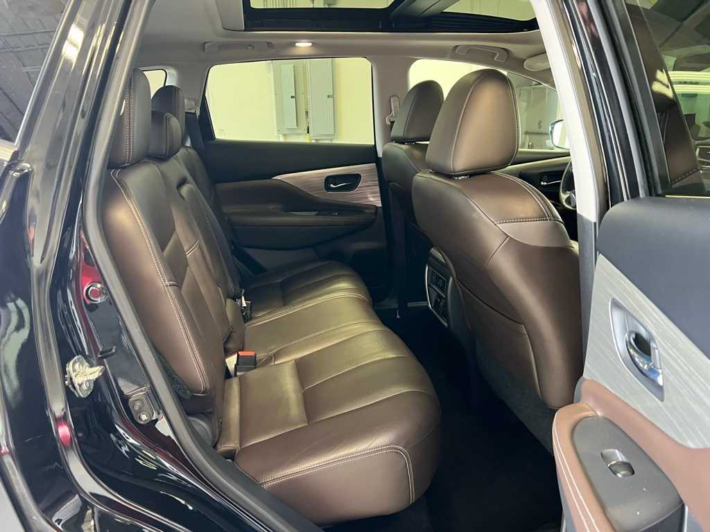 Thumbnail: 2015 Nissan Murano - 19