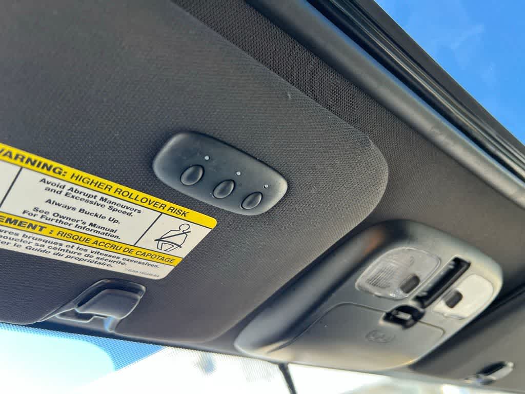 Thumbnail: 2011 Ford Escape - 27