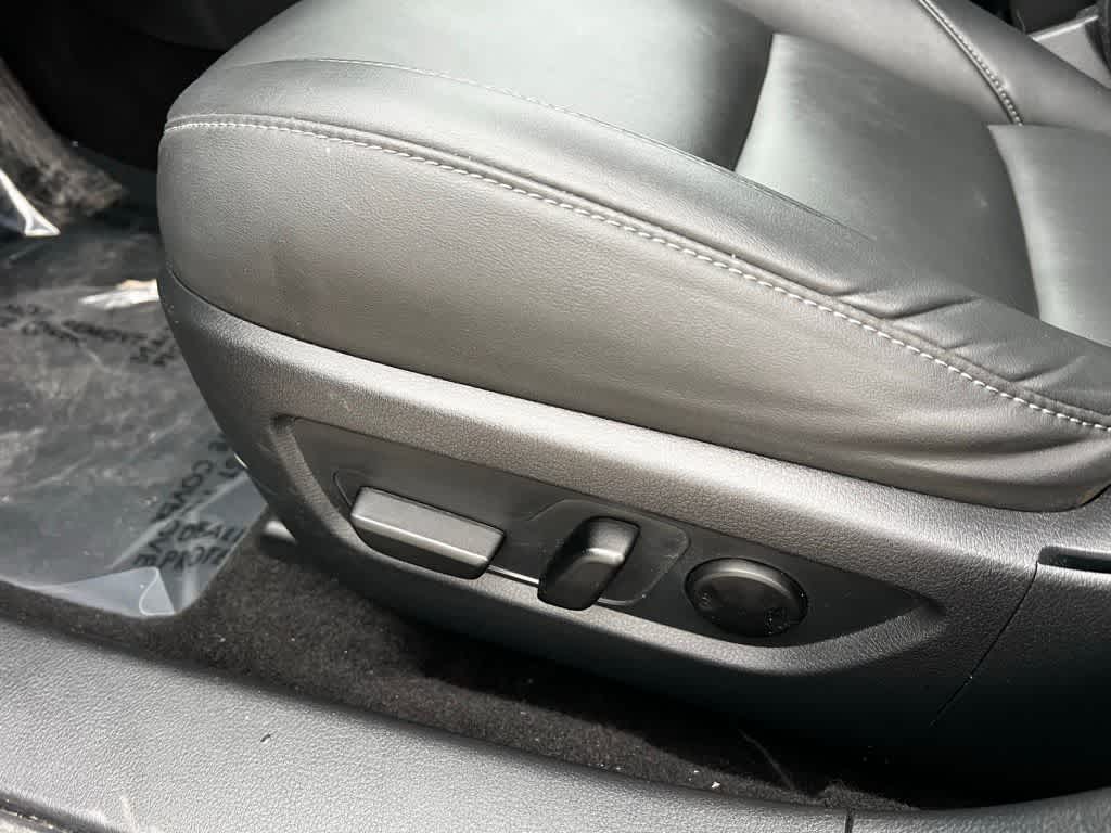 Thumbnail: 2023 Mazda CX-30 - 17