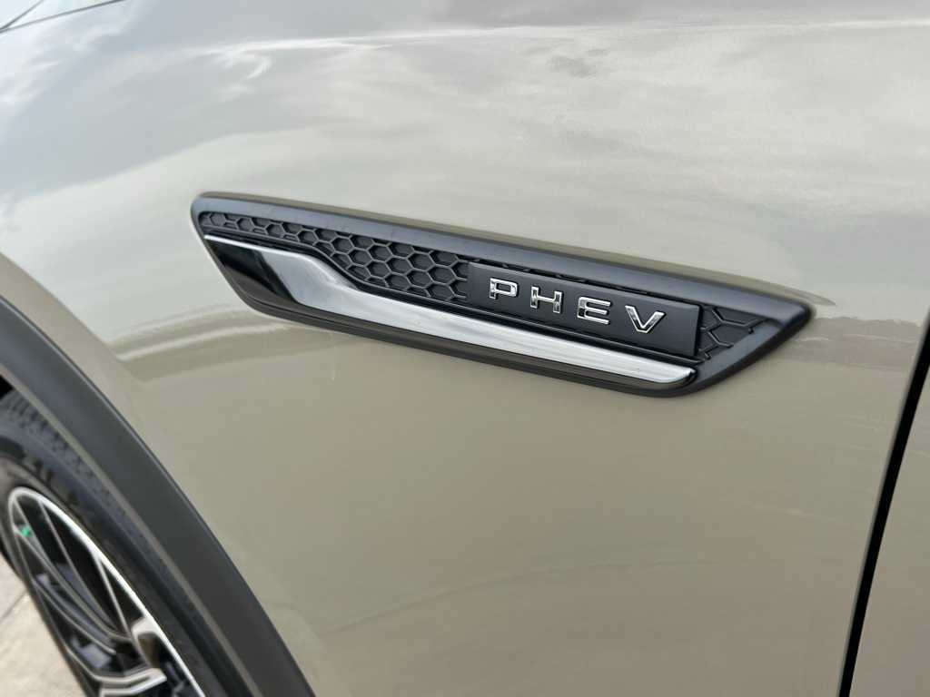 Thumbnail: 2025 Mazda CX-70 - 11