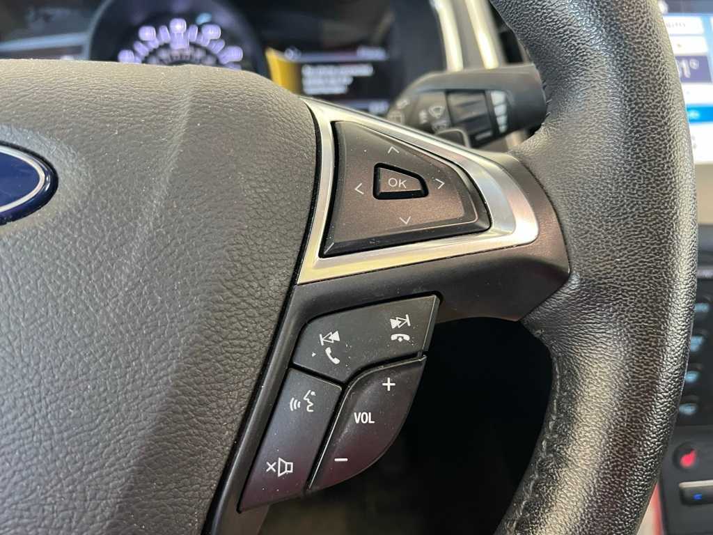 Thumbnail: 2019 Ford Edge - 25