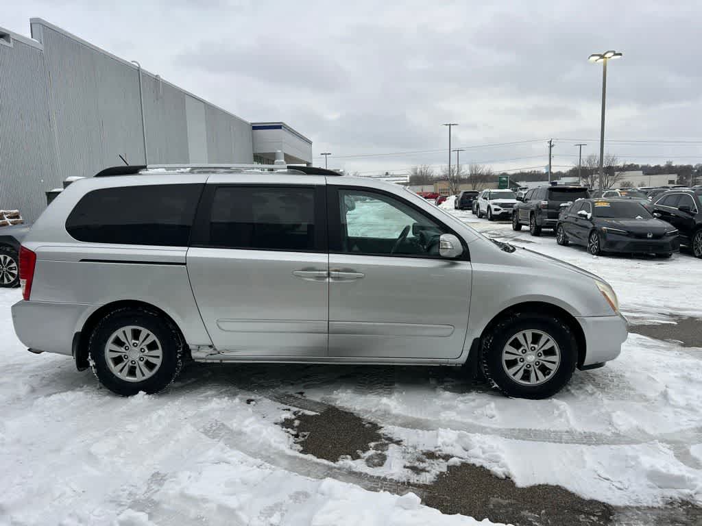 Thumbnail: 2012 Kia Sedona - 7