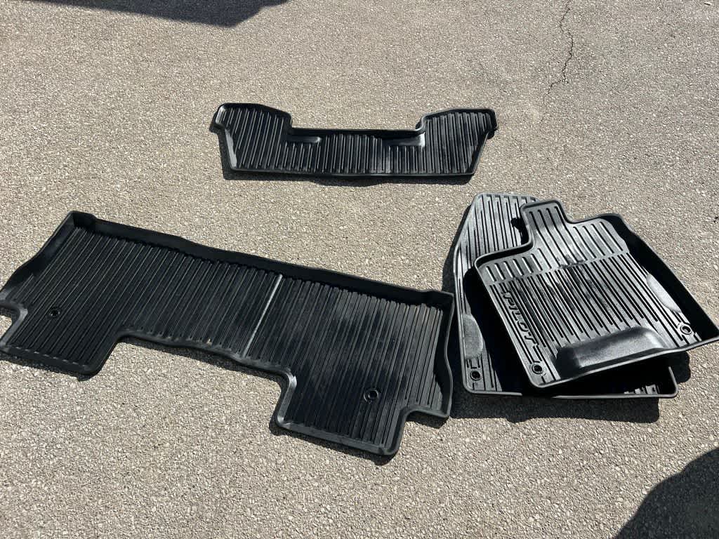 Thumbnail: 2021 Honda Pilot - 26