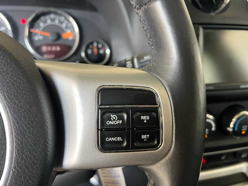 Thumbnail: 2016 Jeep Compass - 26