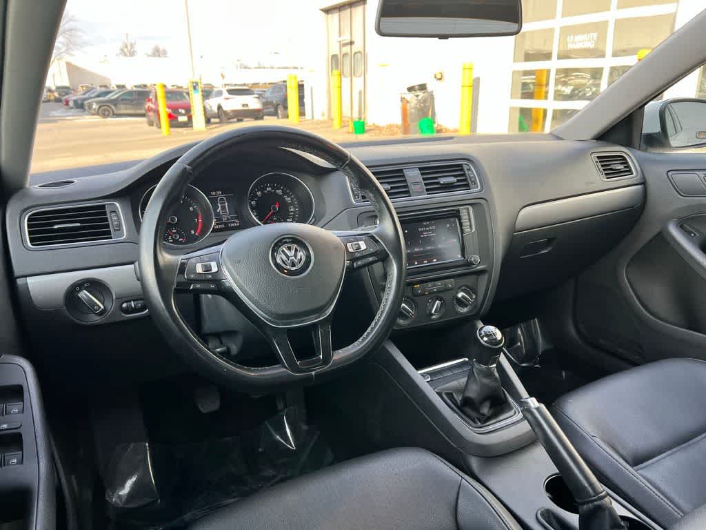 Thumbnail: 2017 Volkswagen Jetta - 30