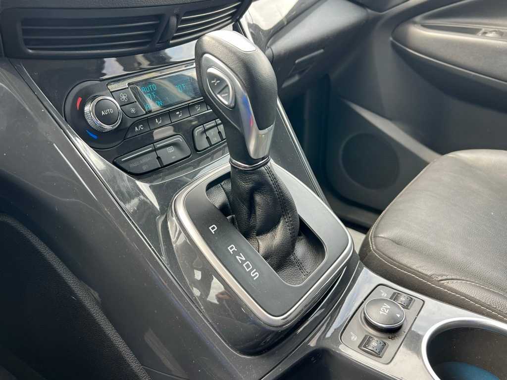 Thumbnail: 2014 Ford Escape - 23