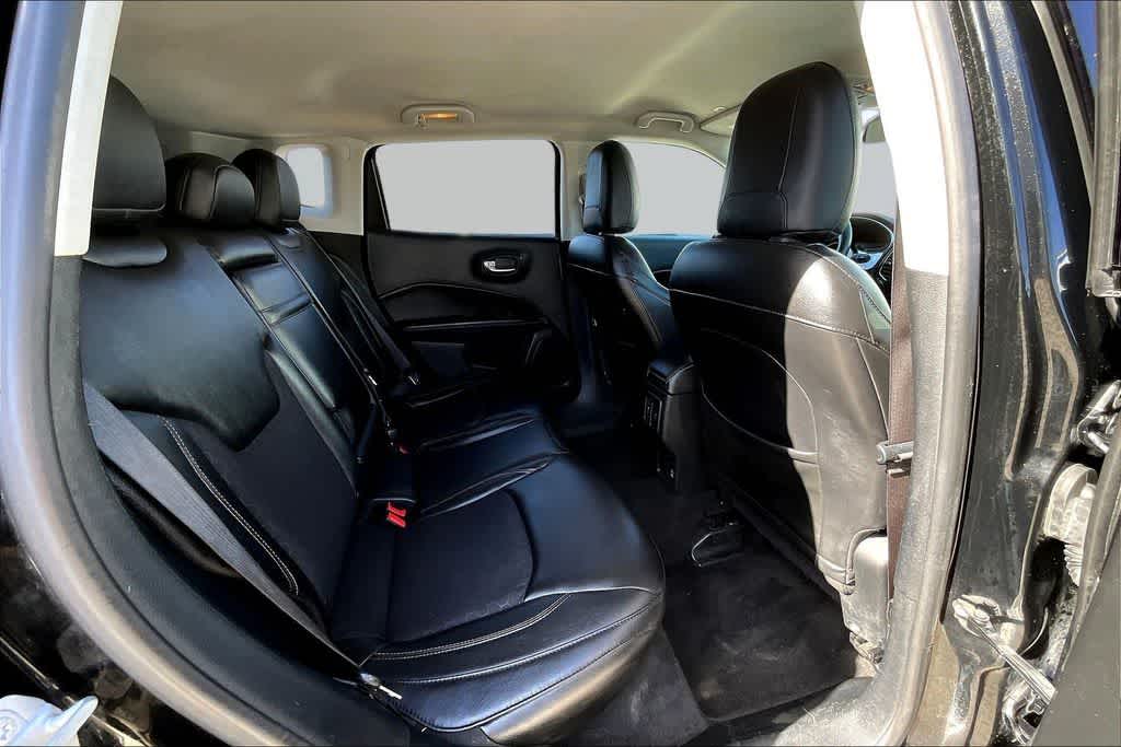 Thumbnail: 2018 Jeep Compass - 29