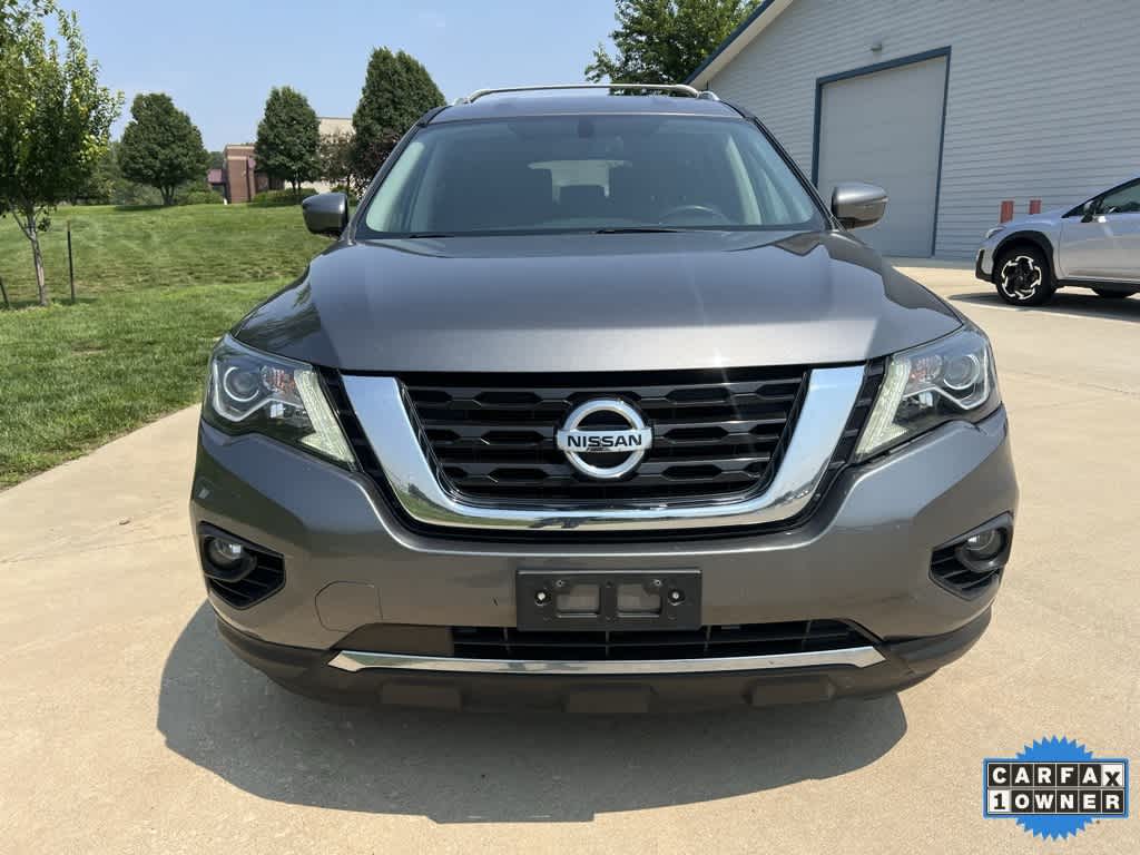 Thumbnail: 2017 Nissan Pathfinder - 9
