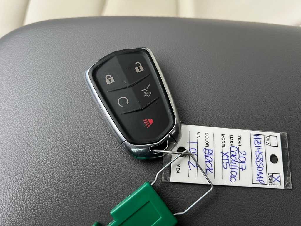 Thumbnail: 2017 Cadillac XT5 - 47