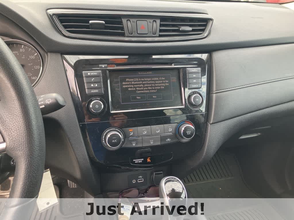 Thumbnail: 2020 Nissan Rogue - 8