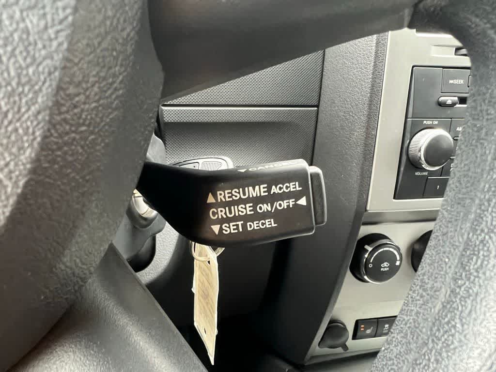 Thumbnail: 2011 Dodge Nitro - 35