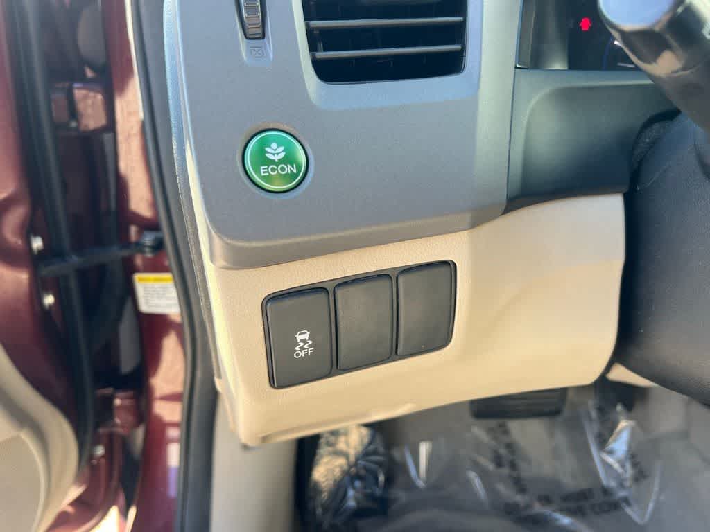 Thumbnail: 2012 Honda Civic - 17