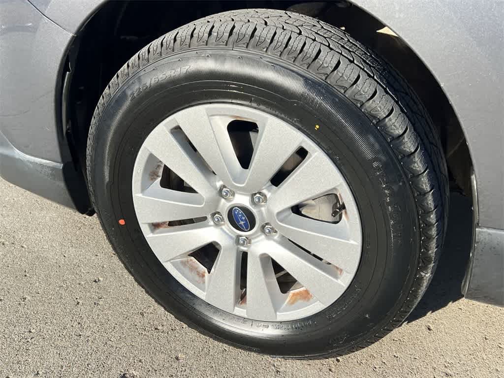 2018 Subaru Outback 2.5i 12