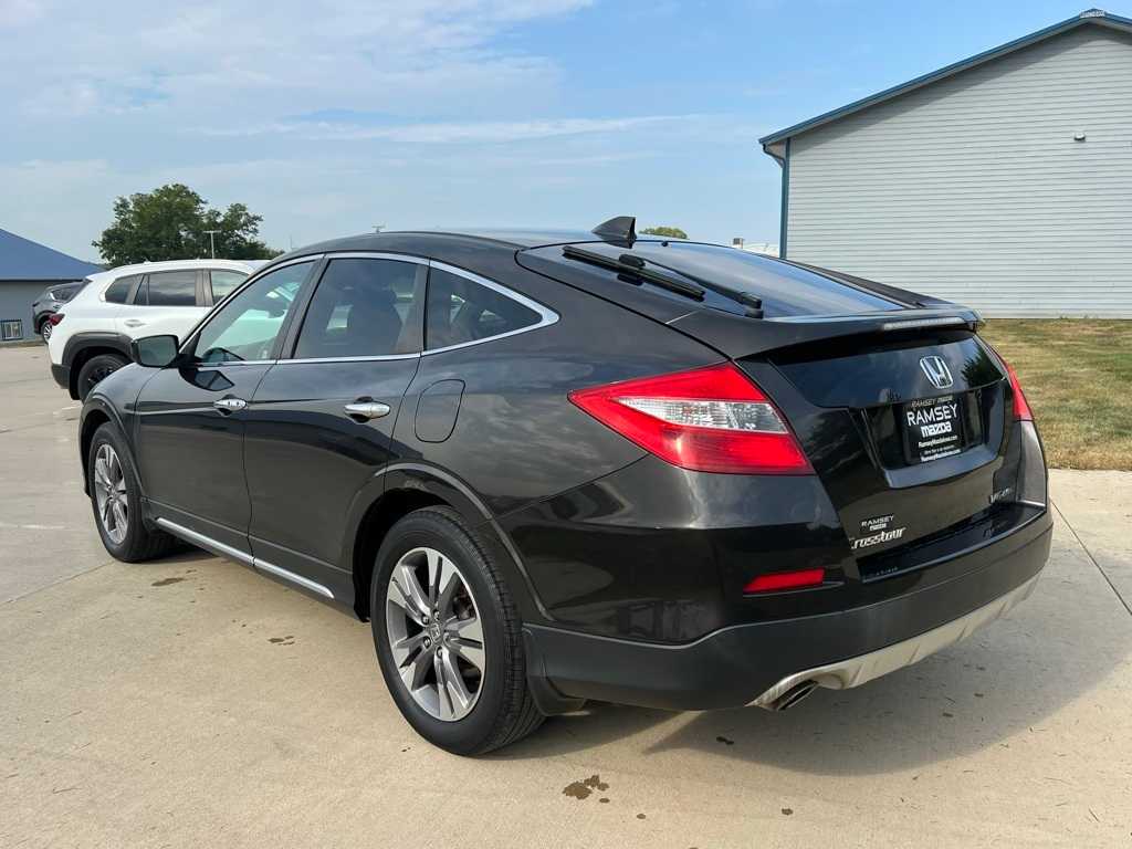 Thumbnail: 2013 Honda Crosstour - 4