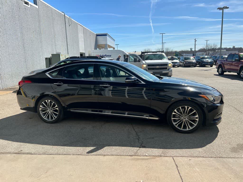 Thumbnail: 2015 Hyundai Genesis - 7