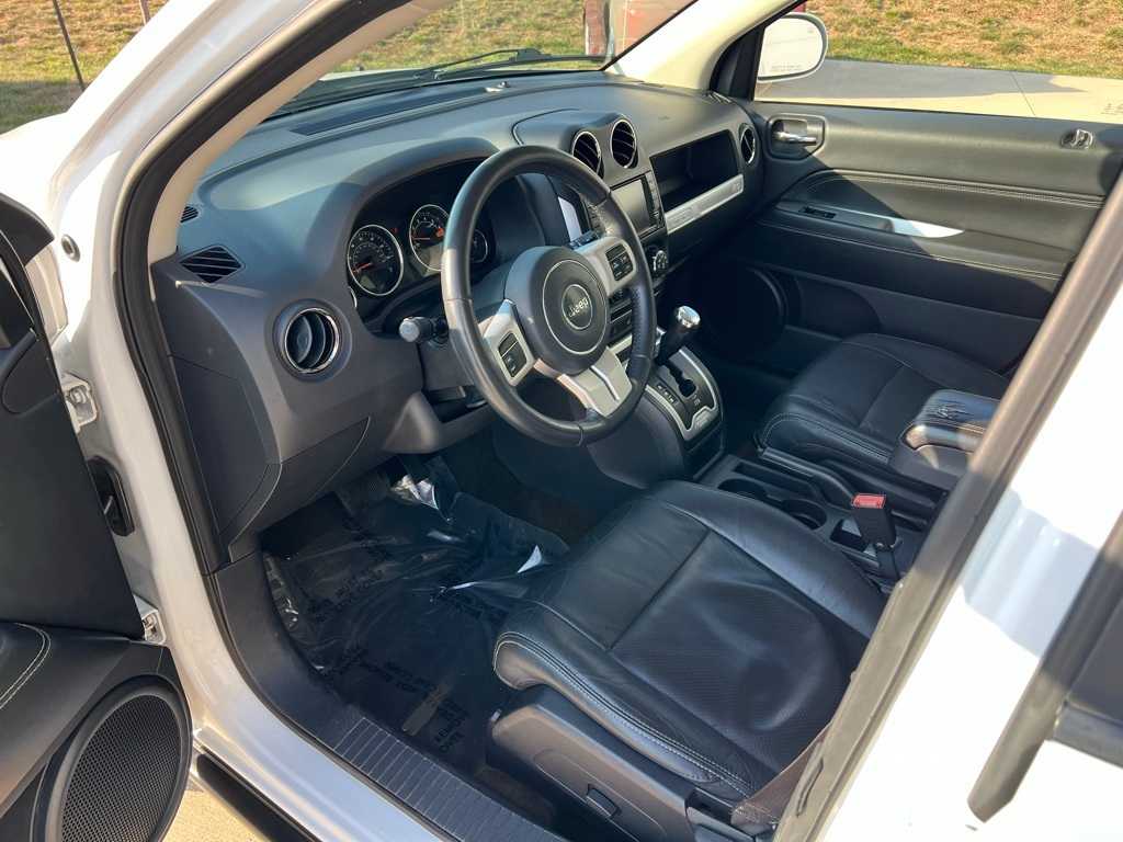 Thumbnail: 2016 Jeep Compass - 2