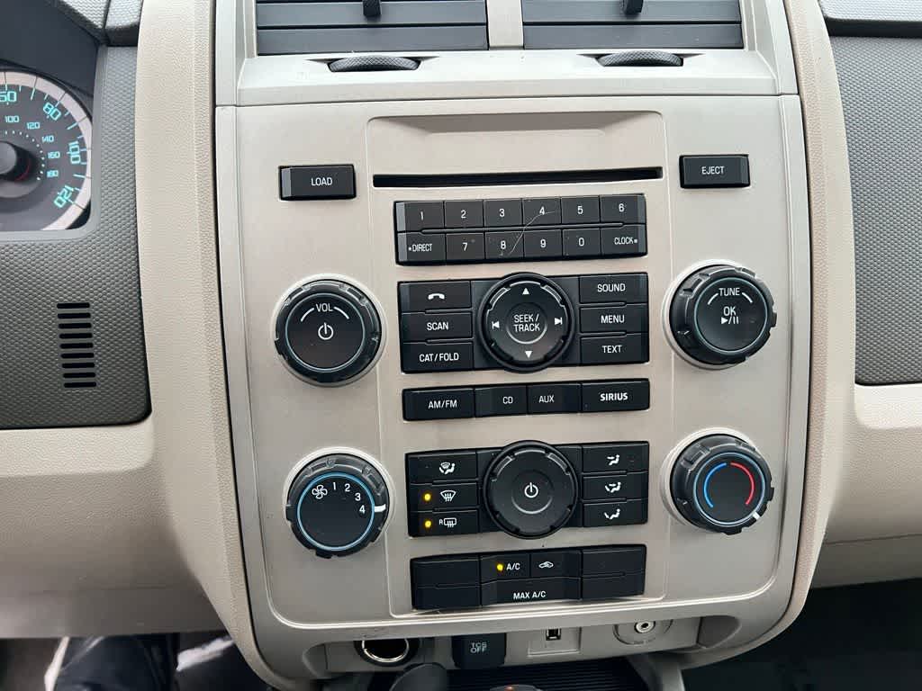 Thumbnail: 2011 Ford Escape - 34