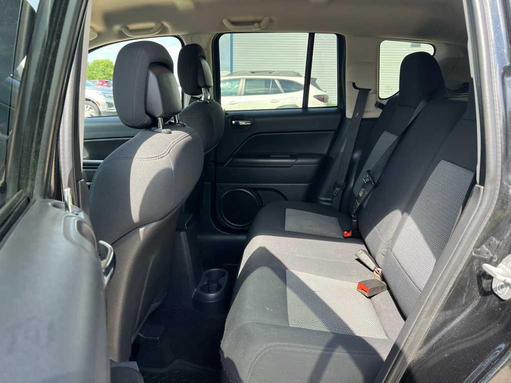 Thumbnail: 2010 Jeep Compass - 14