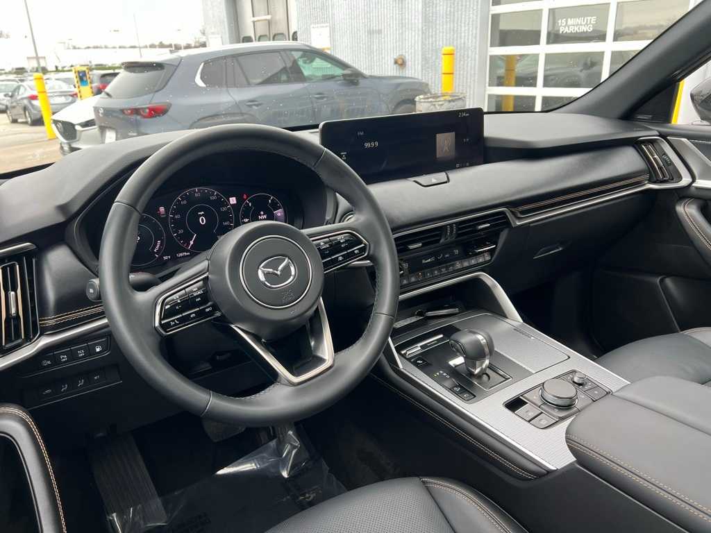 Thumbnail: 2025 Mazda CX-70 - 24