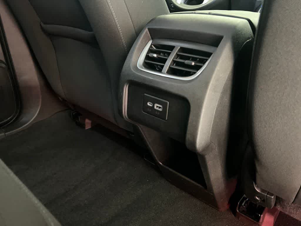 Thumbnail: 2021 Chevrolet Blazer - 24