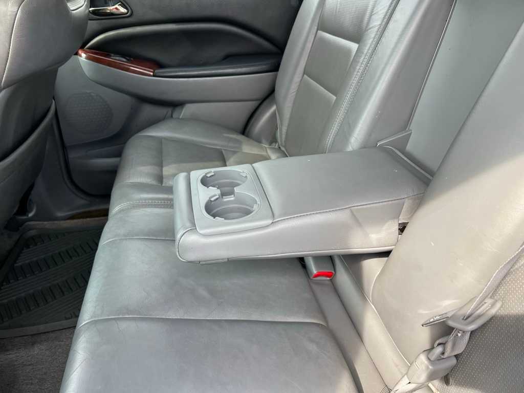 Thumbnail: 2005 Acura MDX - 18