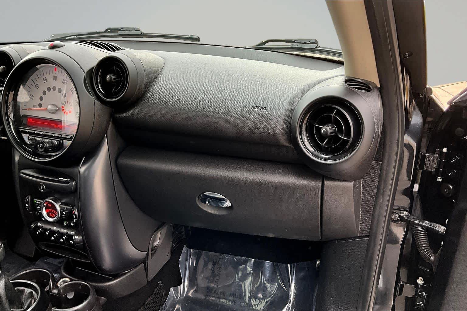 Thumbnail: 2014 MINI Cooper Paceman - 16