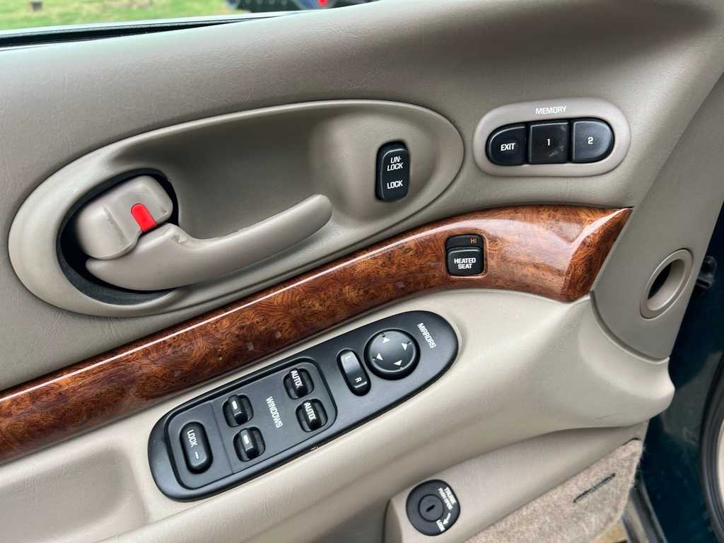 Thumbnail: 2000 Buick LeSabre - 20