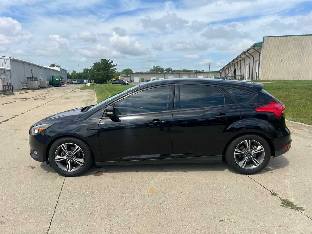 Thumbnail: 2016 Ford Focus - 3