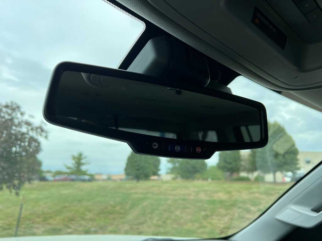 Thumbnail: 2019 Chevrolet Suburban - 45