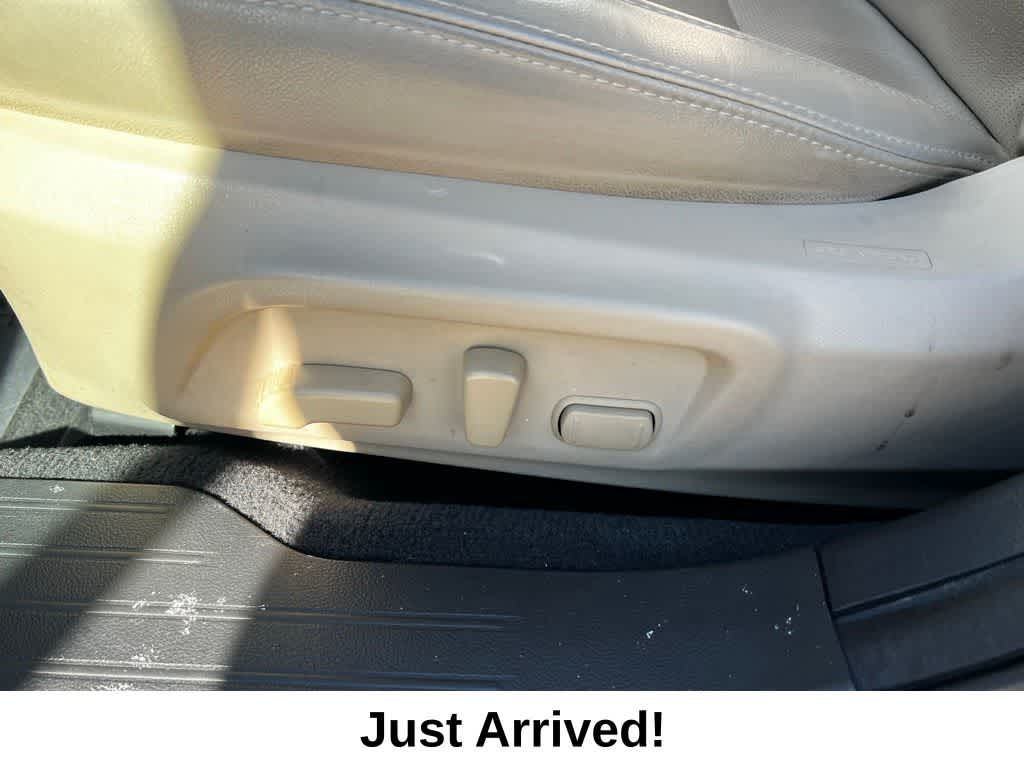 Thumbnail: 2016 Subaru Outback - 21