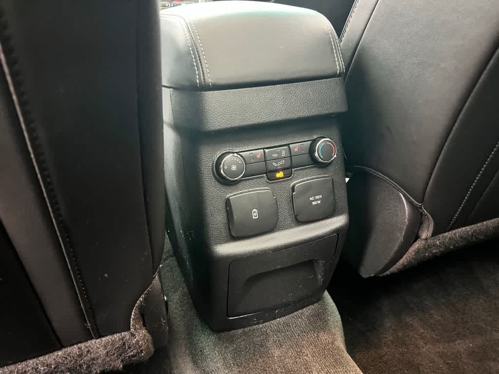 Thumbnail: 2016 Ford Explorer - 26