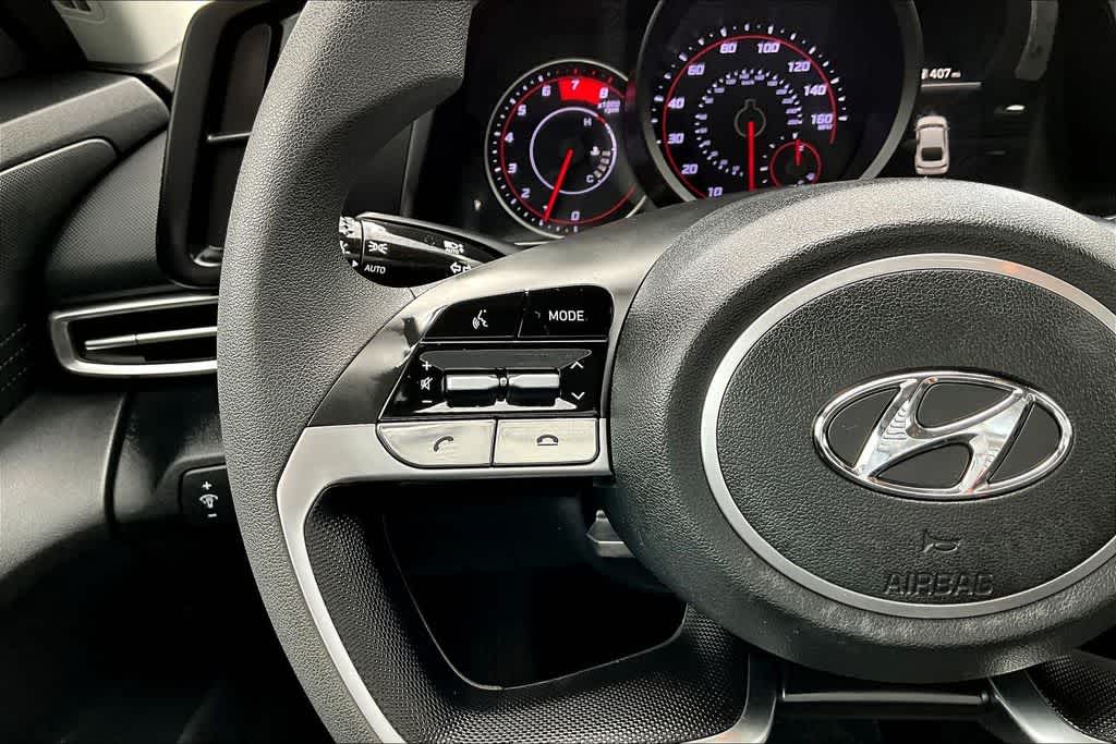 Thumbnail: 2022 Hyundai Elantra - 20